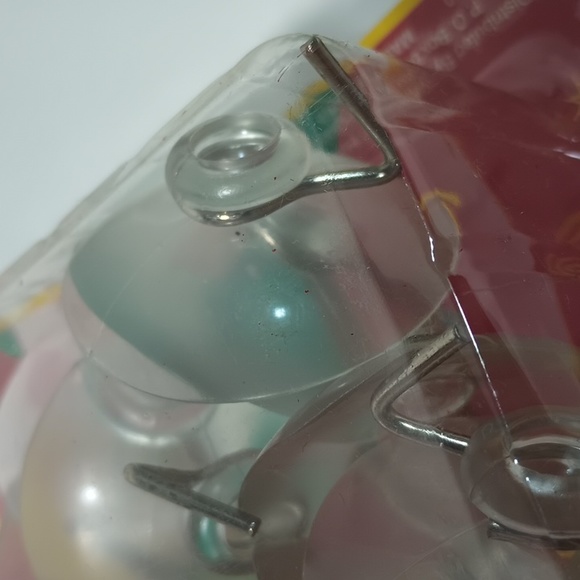5/$15 12pk Suction Cups with Hooks 1.5" - Picture 3 of 4